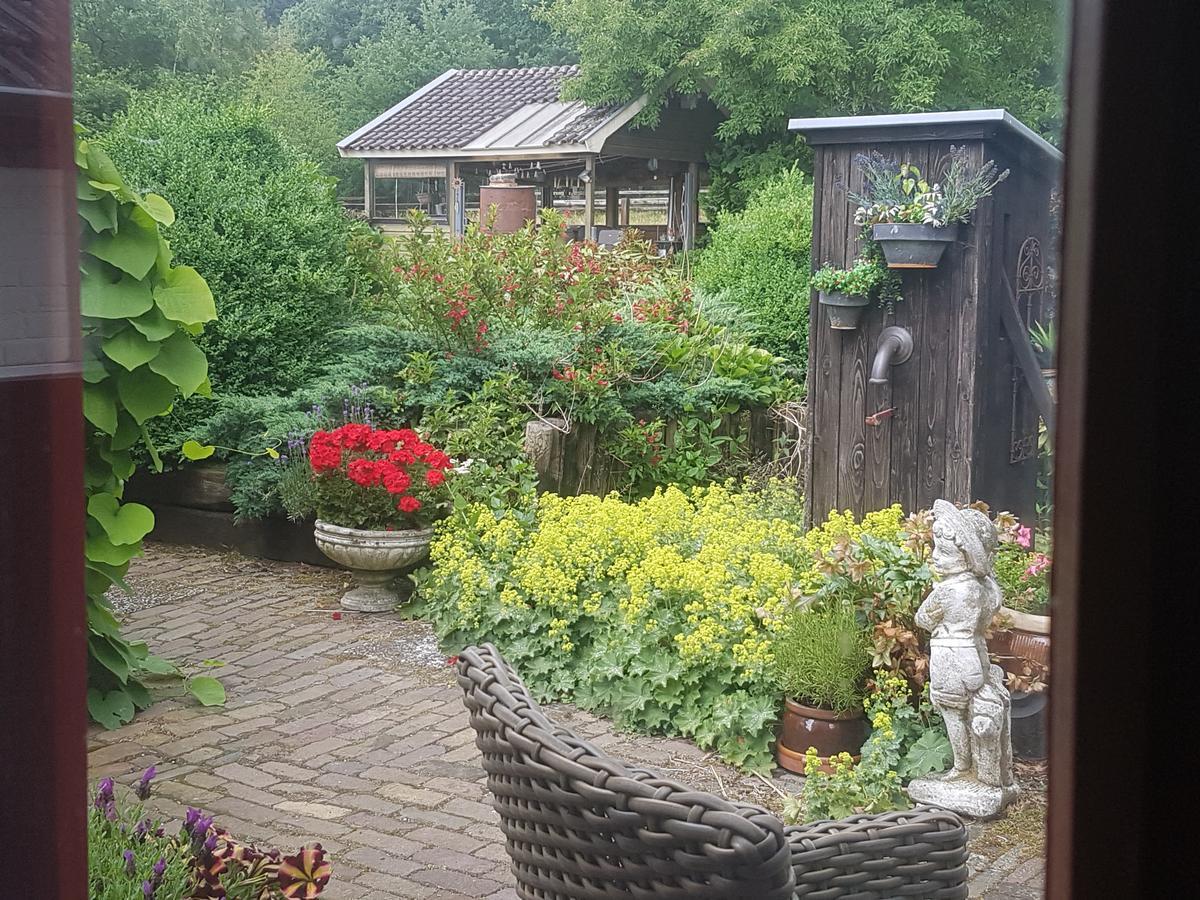 赫特巴克赫伊斯住宿加早餐旅馆 Loenen 外观 照片